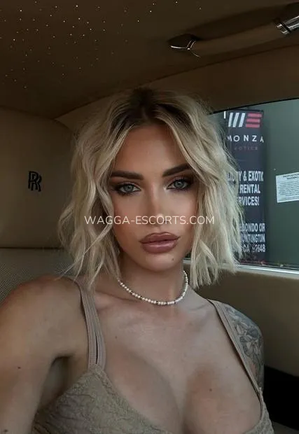 Wagga escorts Lucy — 2