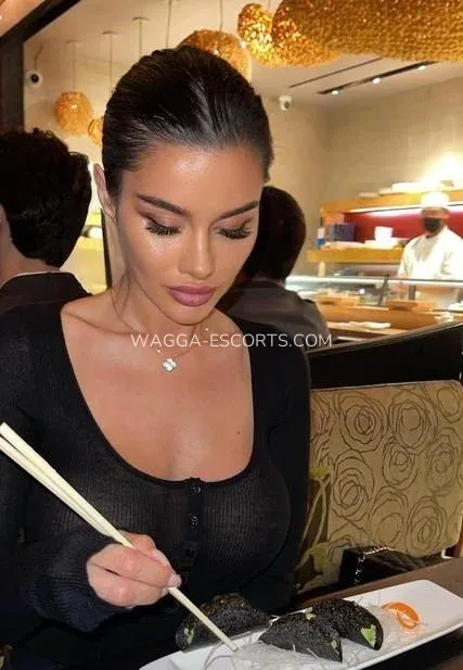 Wagga escorts Sofie — 3