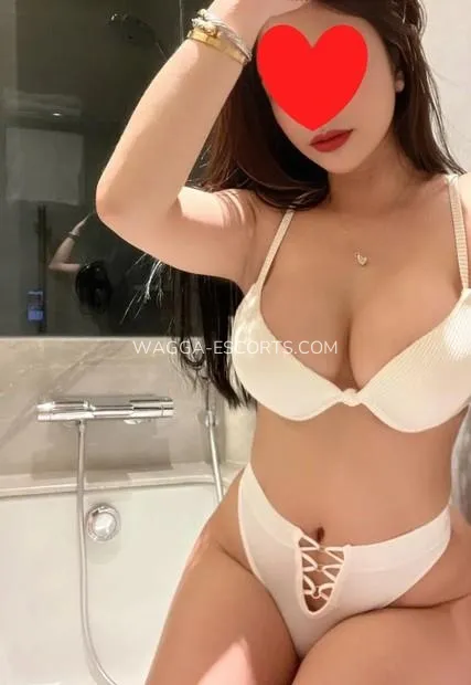 Wagga escorts Cassidy — 2
