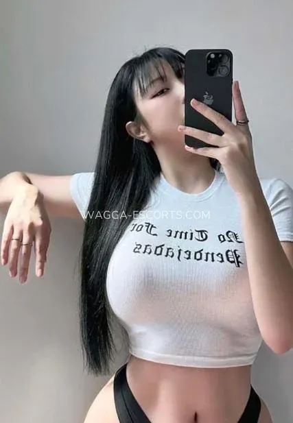 Wagga escorts Autumn — 4