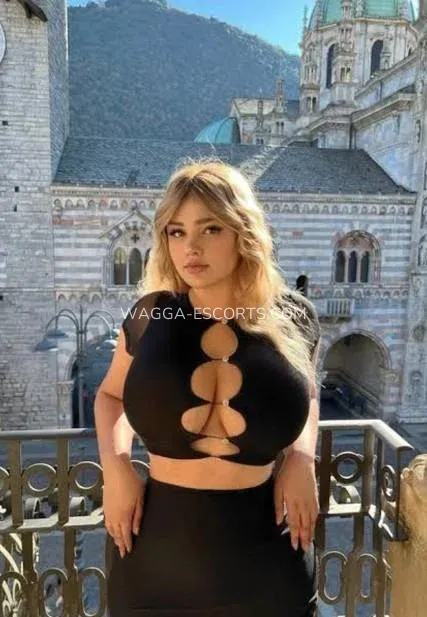 Wagga escorts Laura — 3