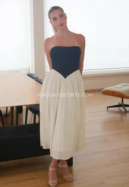 Wagga escorts Natalie — 2