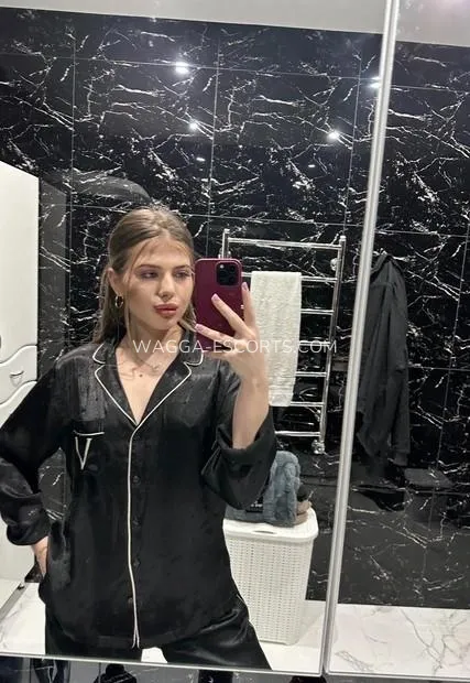 Wagga escorts Nieves — 2