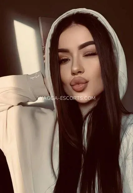 Wagga escorts Melanie — 3