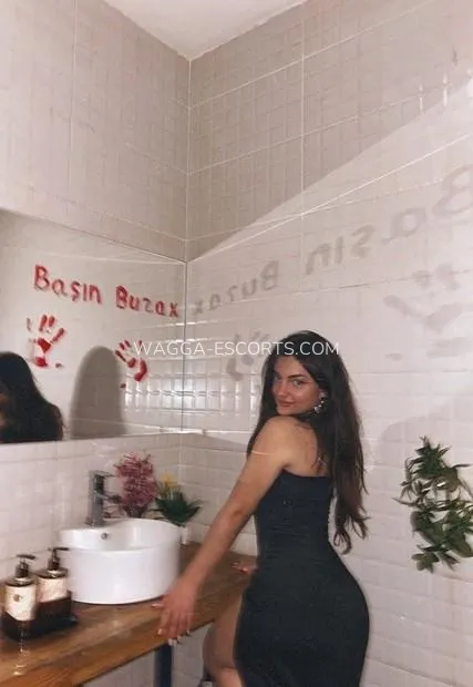 Wagga escorts Ella — 2