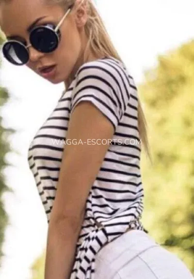 Wagga escorts Addison — 3