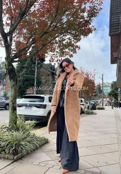 Wagga escorts Rebecca — 5