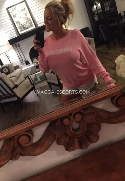 Wagga escorts Amalia — 3