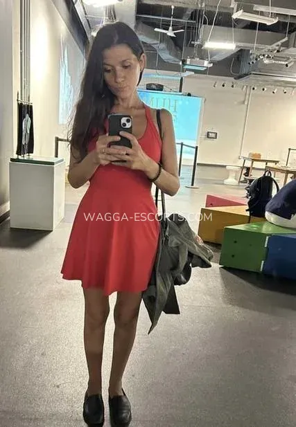 Wagga escorts Ellen — 4