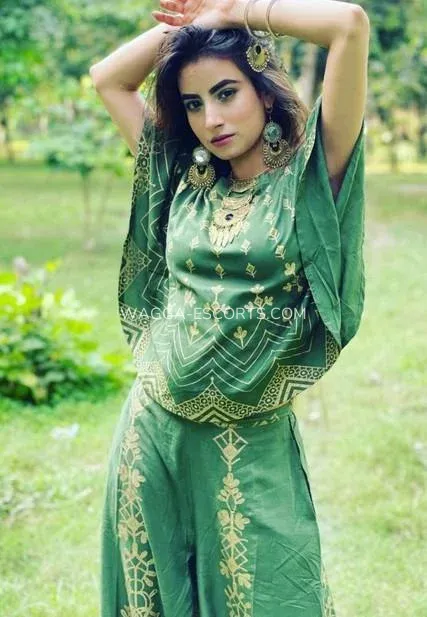 Wagga escorts Breanna — 4