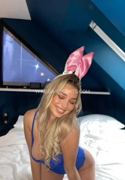 Wagga escorts Viola — 10