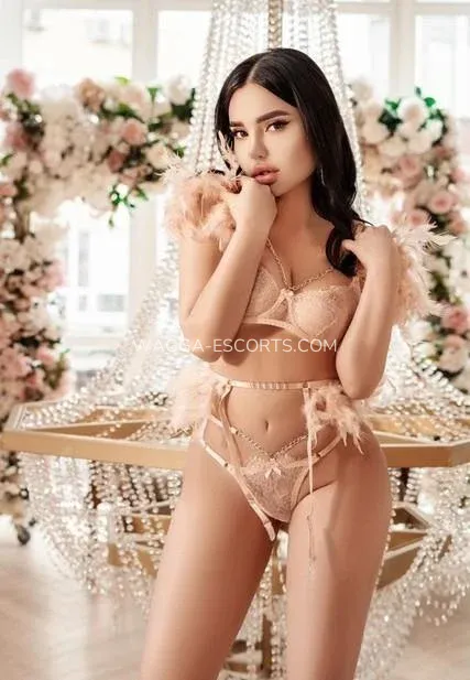 Wagga escorts Julia — 5