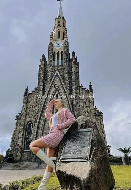 Wagga escorts Rebecca — 4