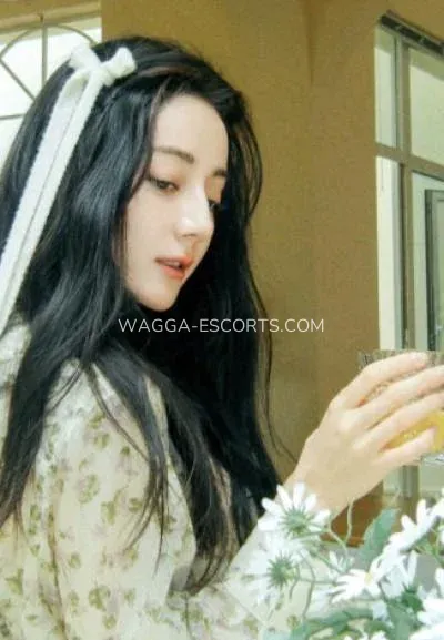 Wagga escorts Lena — 1