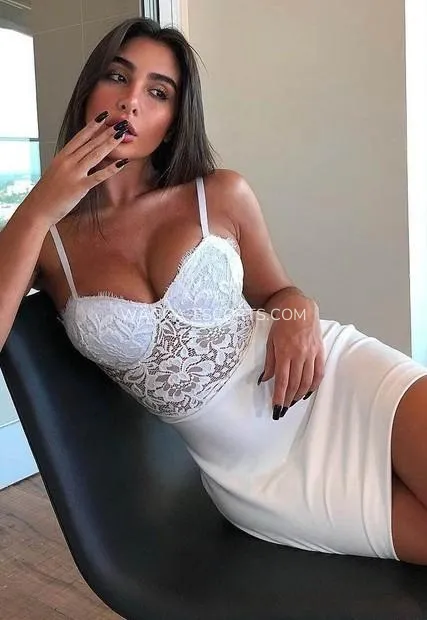 Wagga escorts Ava — 2