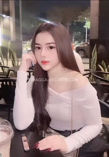 Wagga escorts Fabricia — 3