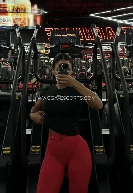 Wagga escorts Isabelle — 5