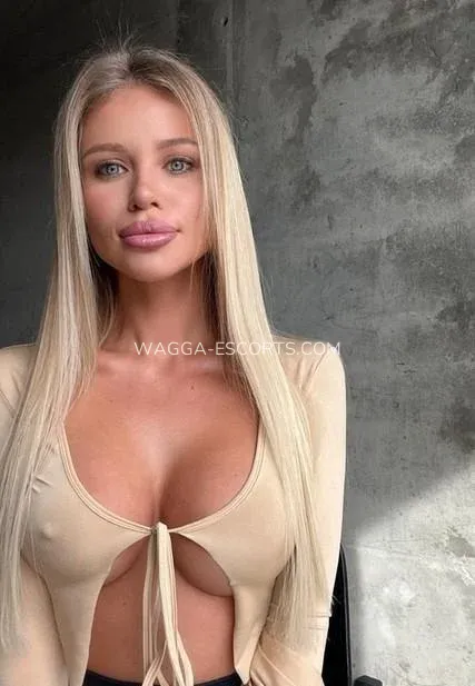 Wagga escorts Piedad — 3