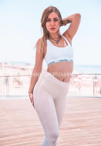 Wagga escorts Abril — 1