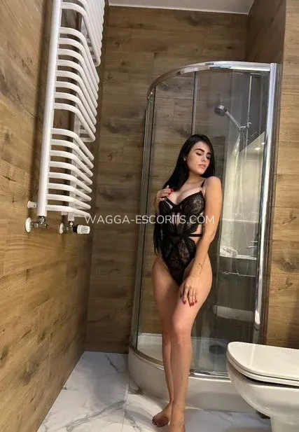 Wagga escorts Monica — 3