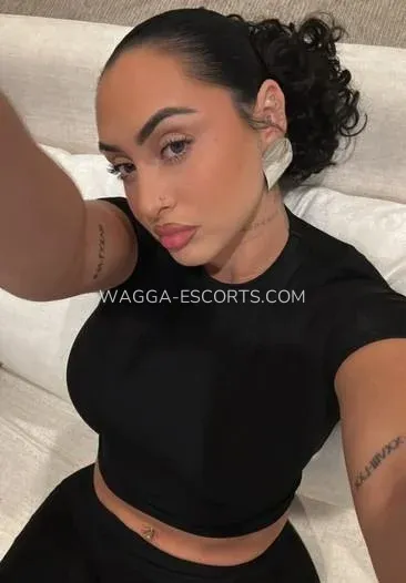 Wagga escorts Kylie — 1