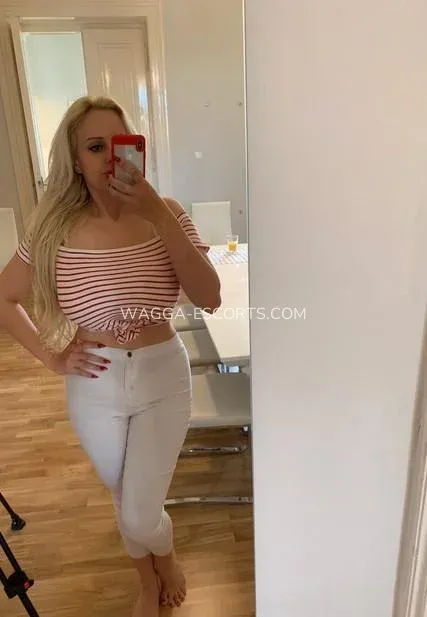 Wagga escorts Ella — 1