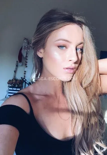 Wagga escorts Isabelle — 3