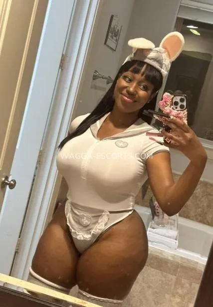 Wagga escorts Monica — 3