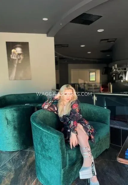 Wagga escorts Isabelle — 3