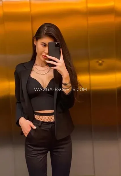 Wagga escorts Valeria — 4