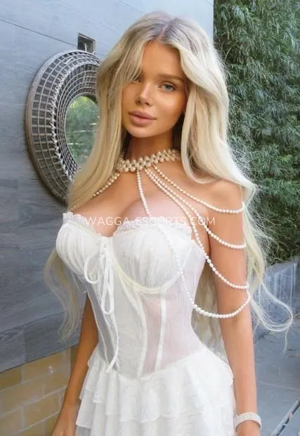 Wagga escorts mariana