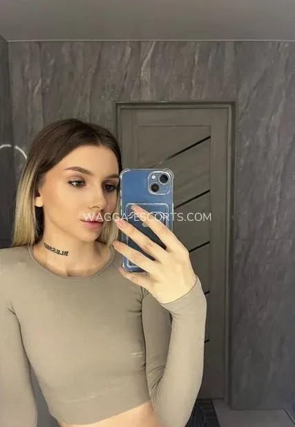 Wagga escorts Elin — 1