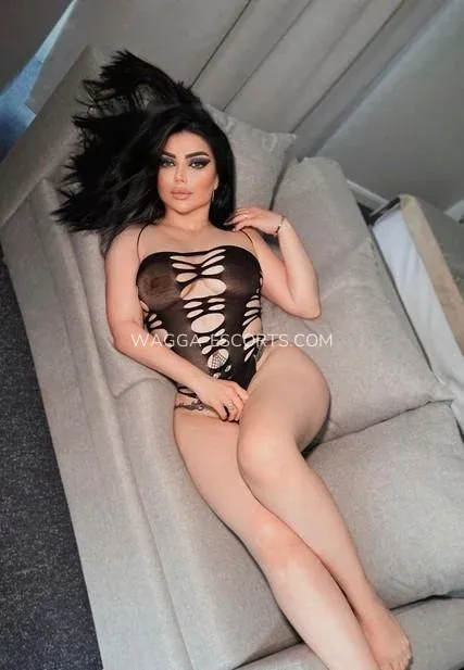 Wagga escorts Ariana — 6