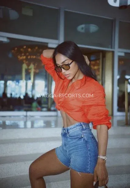 Wagga escorts Isabelle — 9