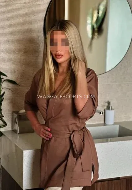 Wagga escorts Gracie — 4