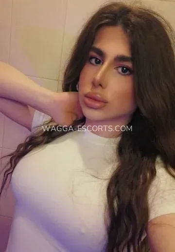 Wagga escorts Caitlyn — 5