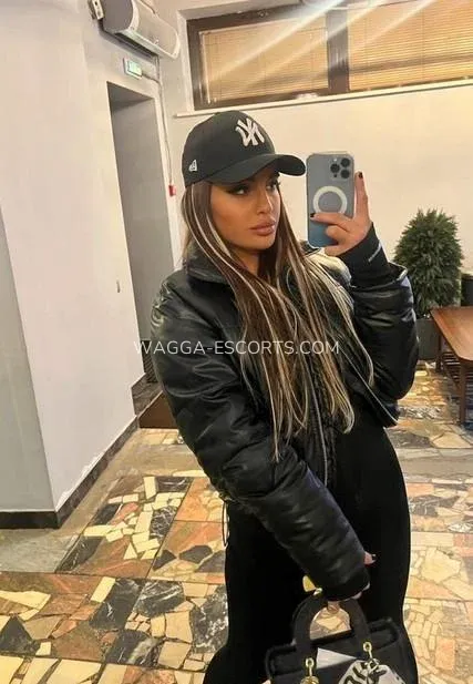 Wagga escorts Clara — 1