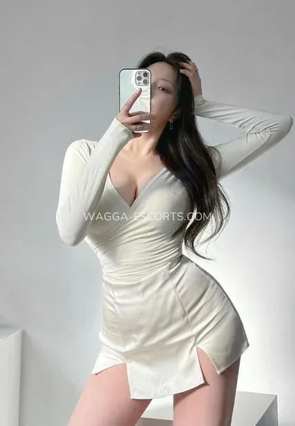 Wagga escorts Camryn — 1