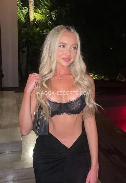 Wagga escorts Angelica — 4