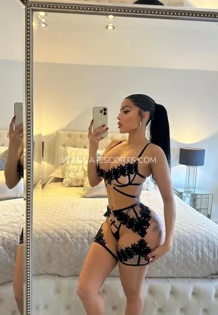 Wagga escorts Elin — 3