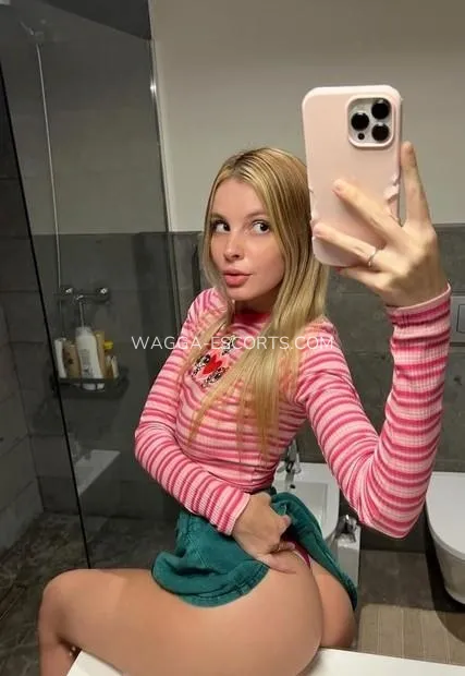 Wagga escorts ariel