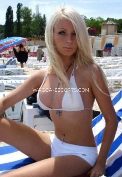 Wagga escorts Agata — 1
