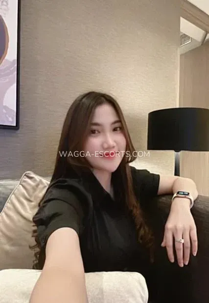 Wagga escorts Amelia — 1