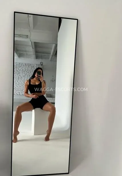 Wagga escorts Rebecca — 4