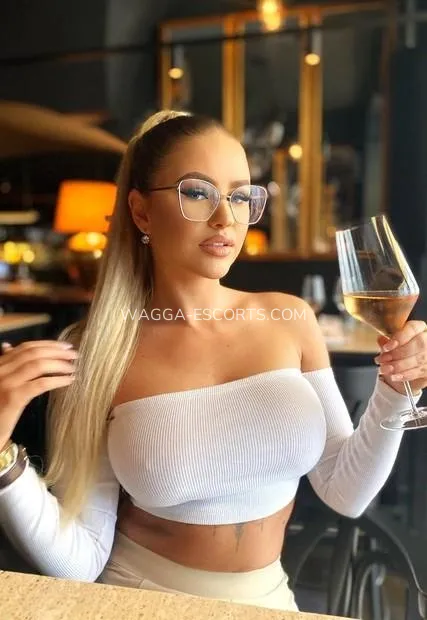 Escort djevojka Maya - Wagga