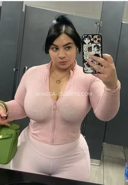 Wagga escorts Charlotte — 1