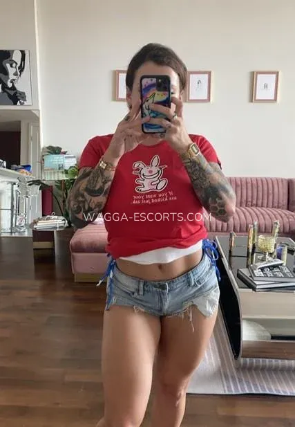 Wagga escorts Nathalie — 4