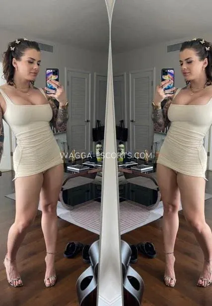 Wagga escorts Paige — 3