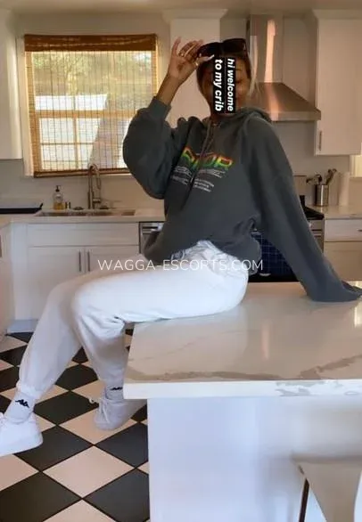 Wagga escorts Morgan — 3