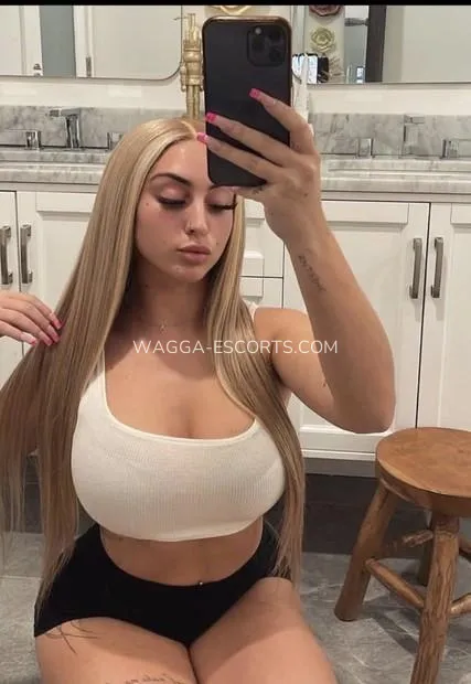 Wagga escorts Kylie — 2